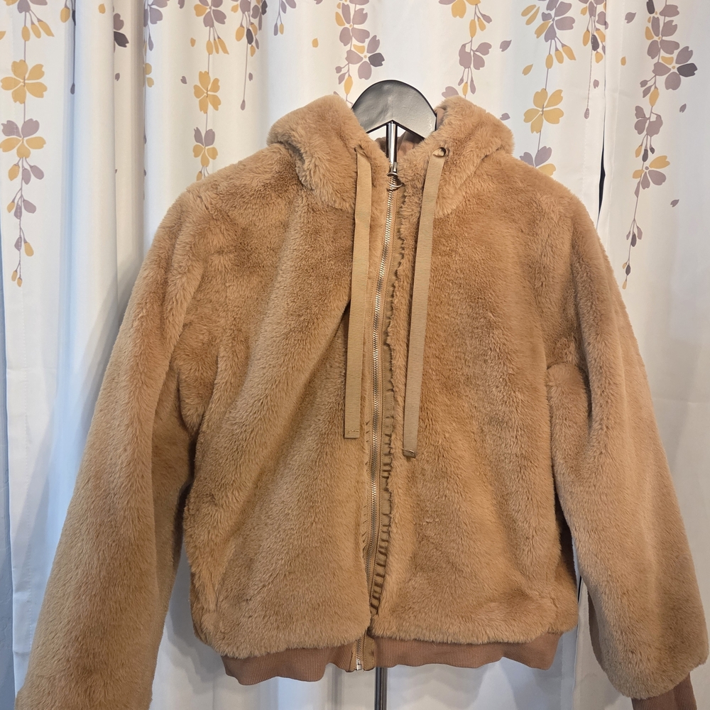 Cozy Chic Trendy Brown Faux Fur Jacket W Hood Size Medium With Pockets